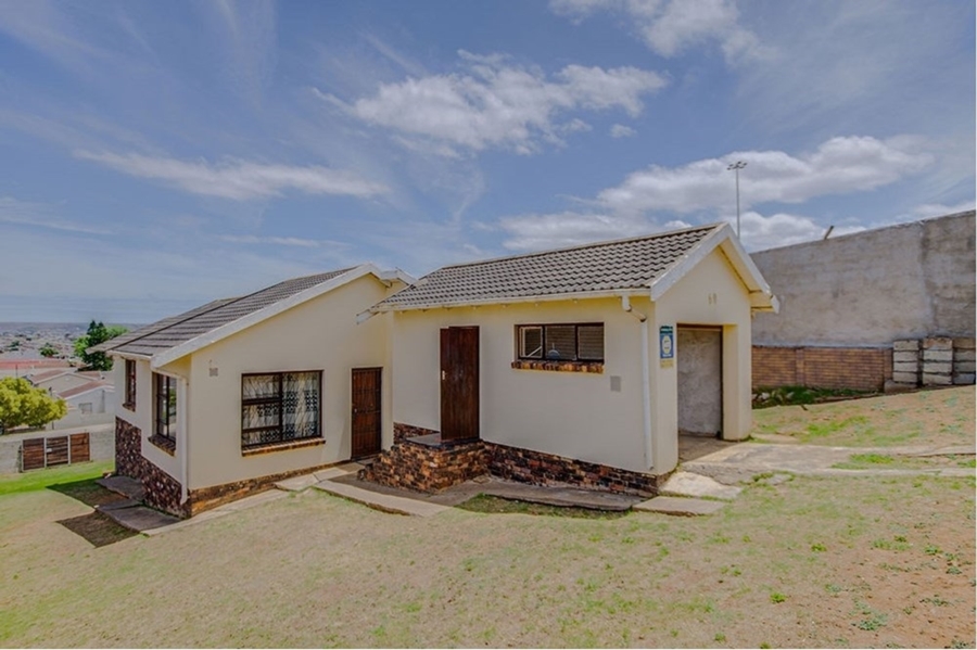 To Let 3 Bedroom Property for Rent in Kwamagxaki Eastern Cape